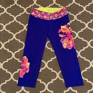 Lilly Pulitzer Luxletic Weekender Crop